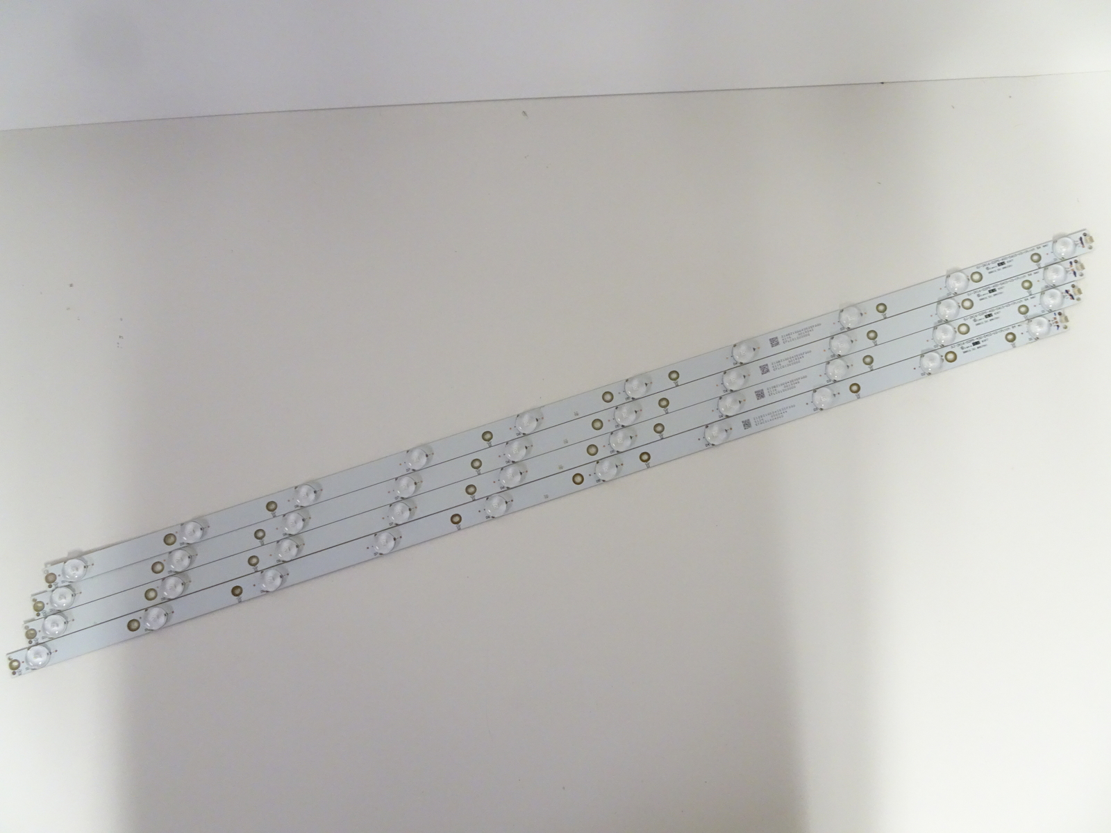 Vizio D40-D1 D40U-D1 LED Backlight Strip Set (4) GJ-2K16-D2P5-400-D410-V3