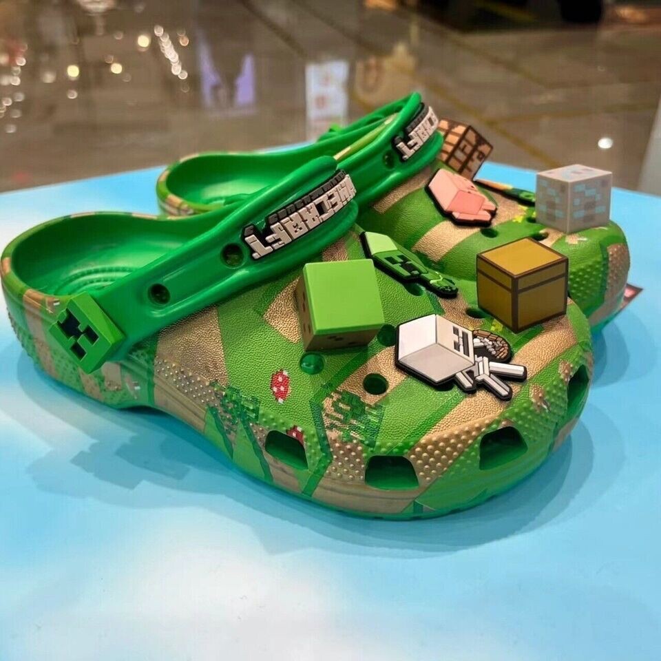 New Minecraft Kids' Croc: Meets Adventure!- LIMITED EDITION Non-slip Beach Shoes