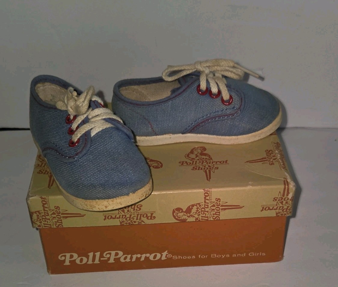 VINTAGE PAIR OF  POLL PARROT SHOES FOR BOYS AND GIRLS Size 2 WITH BOX!