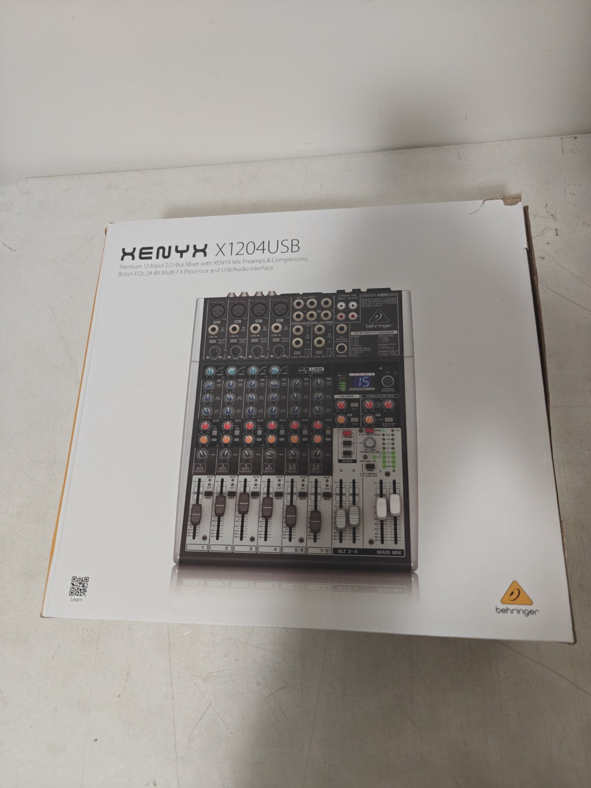 Behringer XENYX X1204USB Bus Mixer 12-Input 24Bit Multi-FX Processor