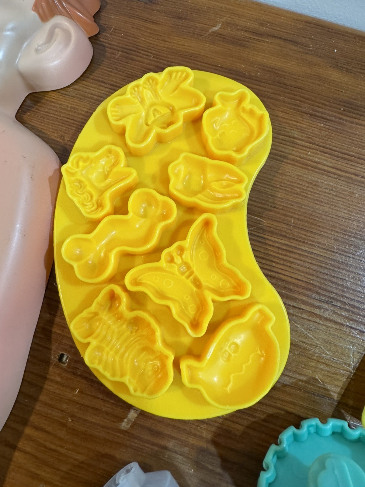 Vintage Play-Doh Fix Me Up Doc Playset Please Read