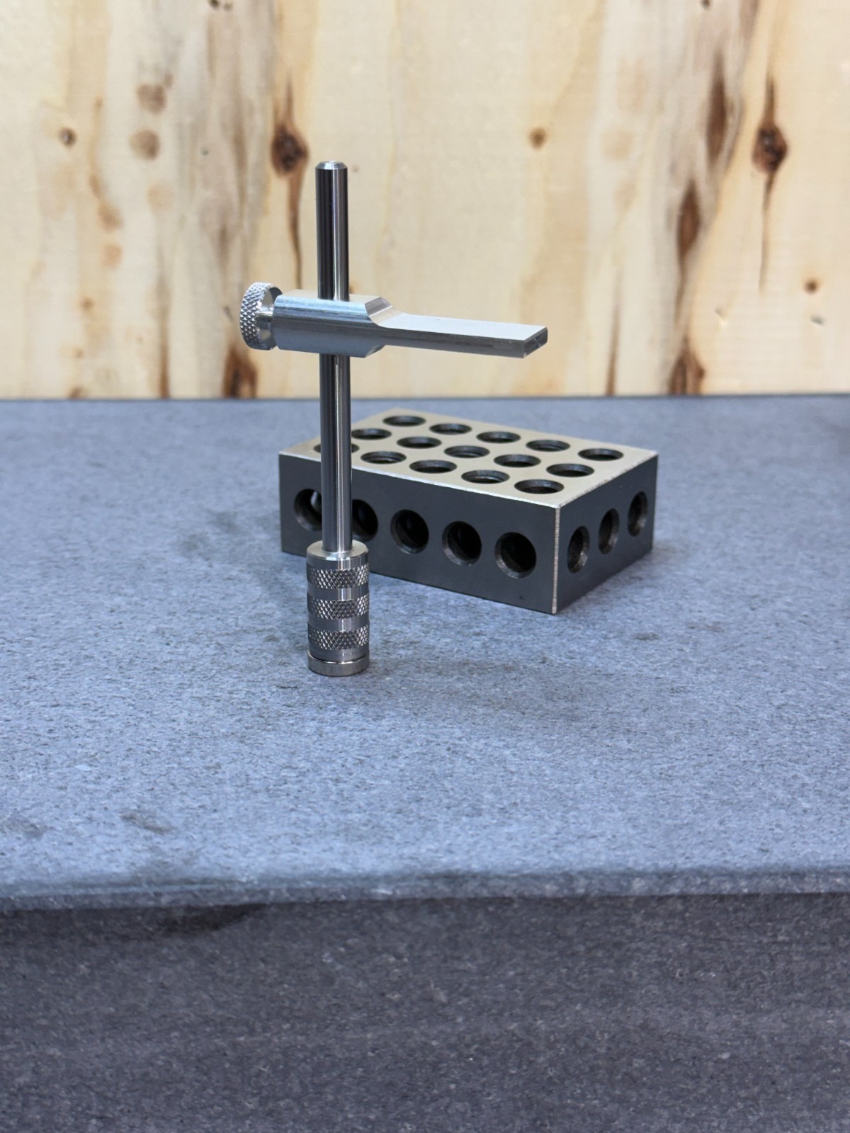 Adjustable tool height setter - medium  - ø1/2" stem
