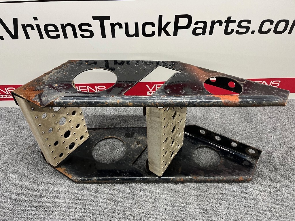 FREIGHTLINER  STEP, CHASSIS MOUNTED ASSEMBLY