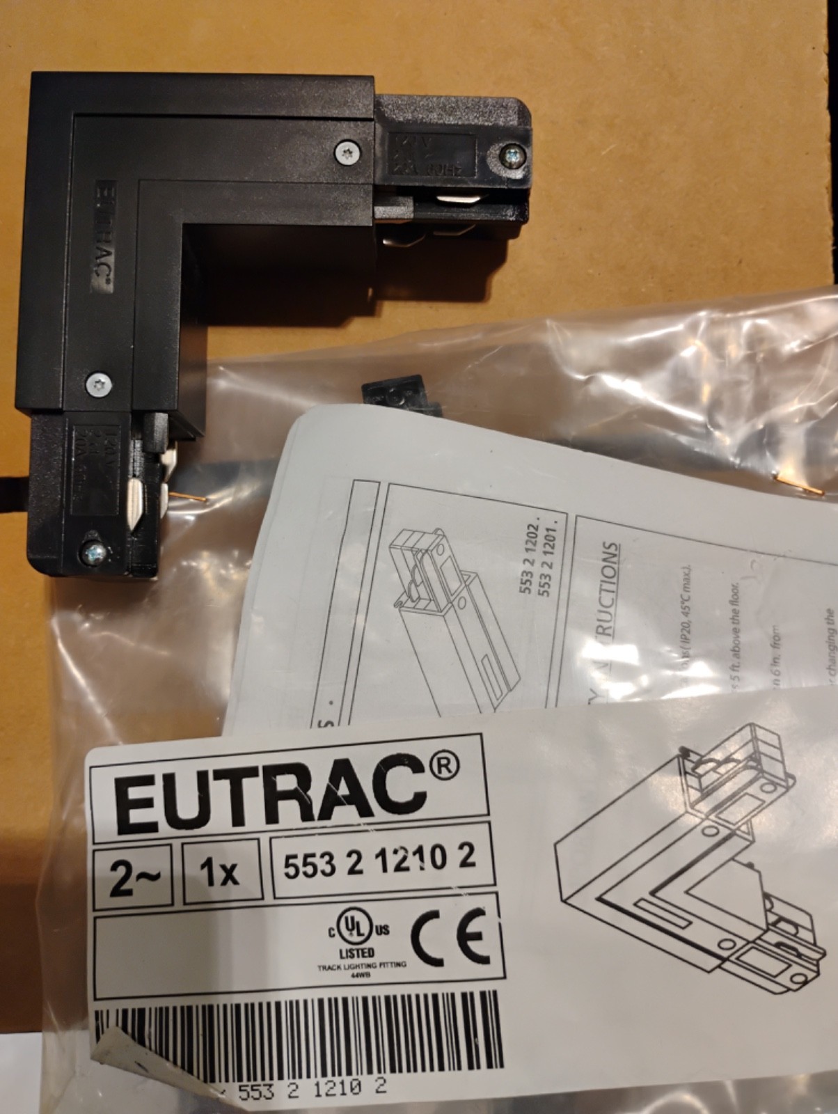 Eutrac 388 553 2 1210 2 'L' Connector Black