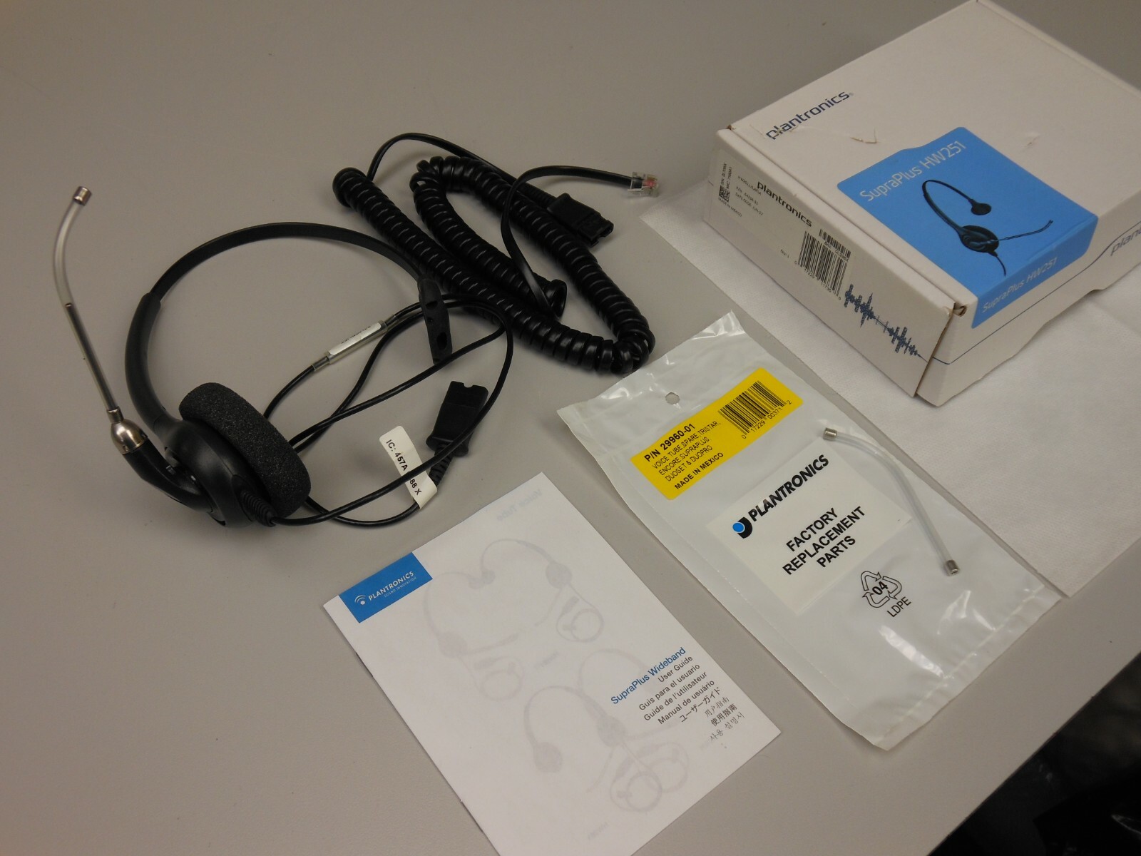 Plantronics HW251 SupraPlus Mono Voice Tube QD Headset 64336-31 for AP15 M12 M22