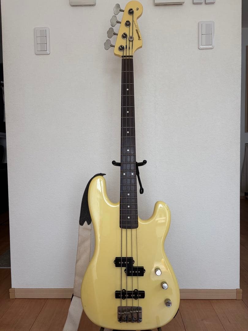 Fernandes Limited Edition Yellow Bass Safe Packing!