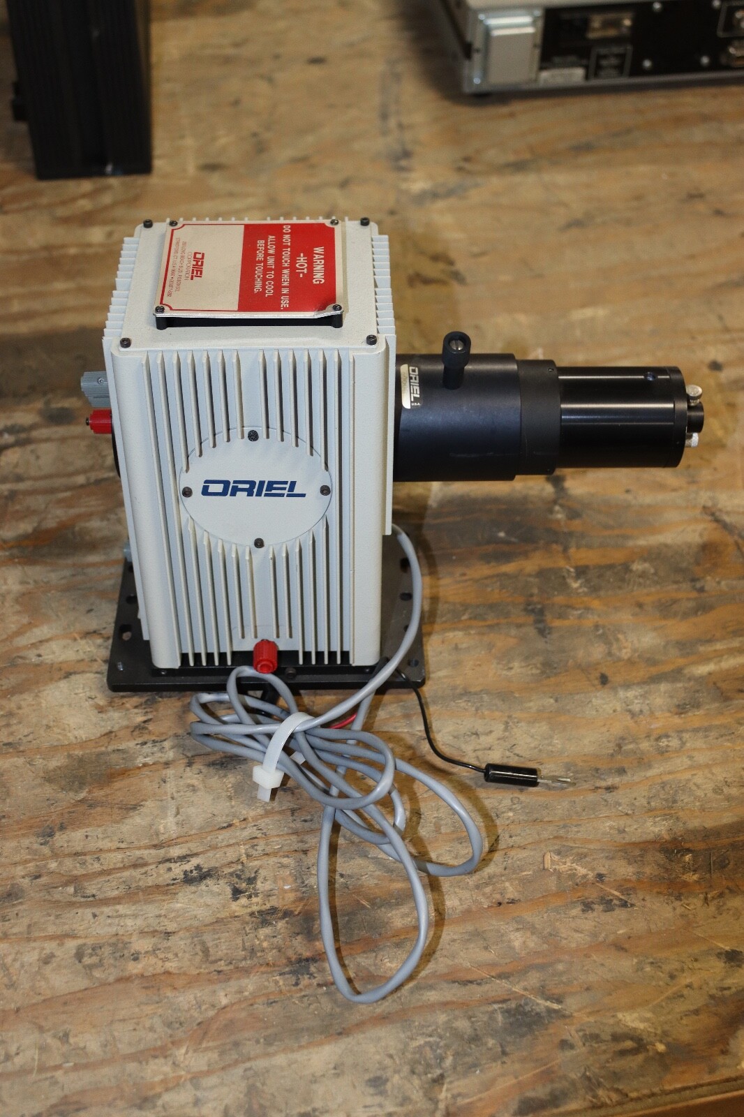 ORIEL 60000 Lamp Housing