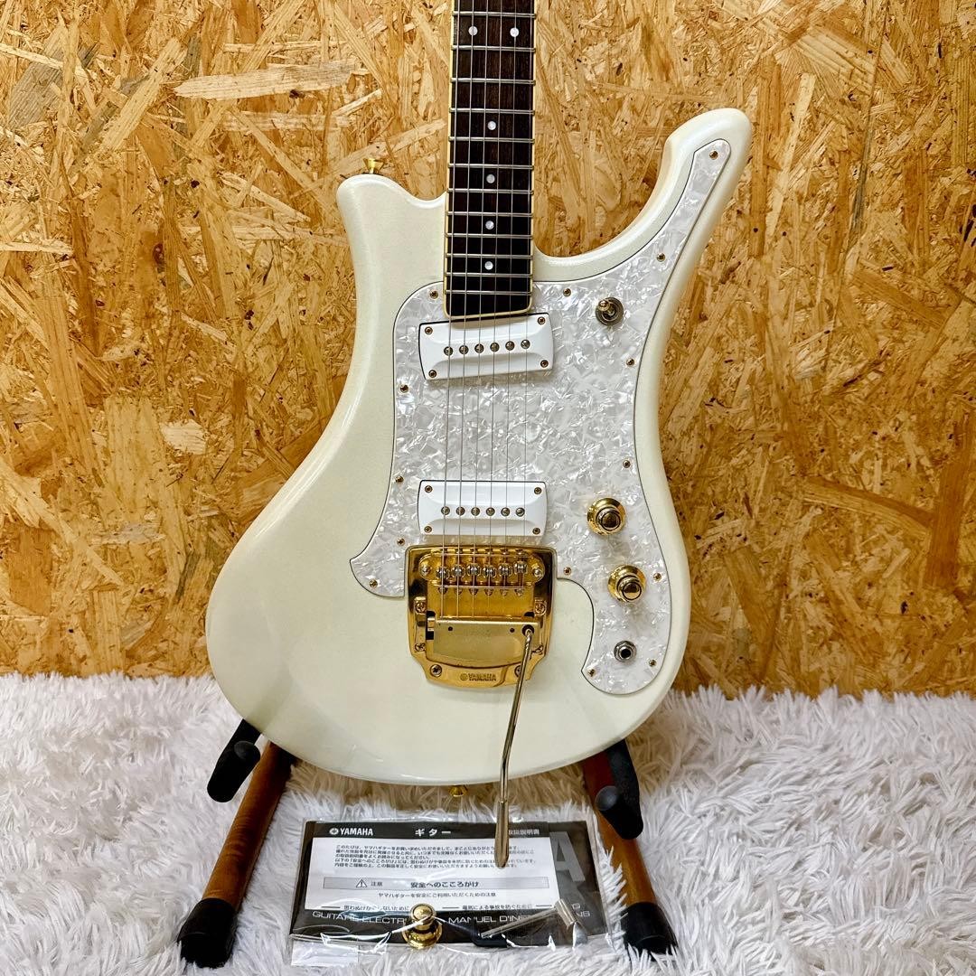Yamaha Sgv 1200 Pearl Snow White Electric Guitar