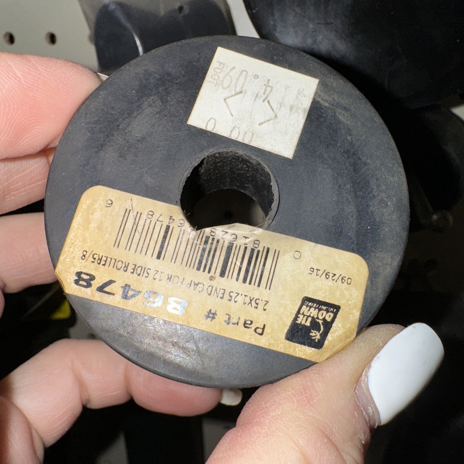 Tie Down Engineering 2.5" X 1.5" X 5/8" Id End Cap 86478 ( For 2 )