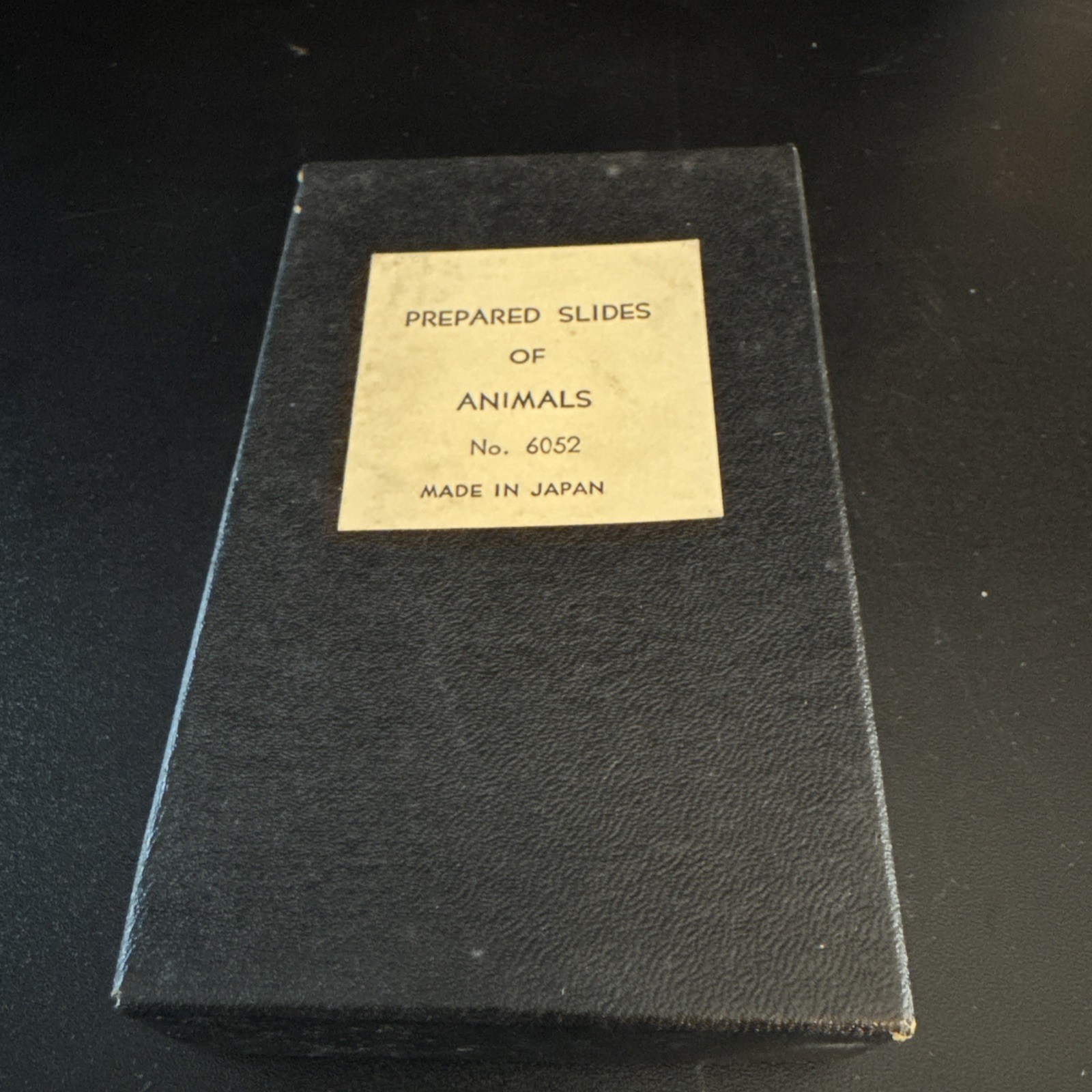 Vintage Prepared Microscope Slides of Animals No.6052 W/Original Box. Japan