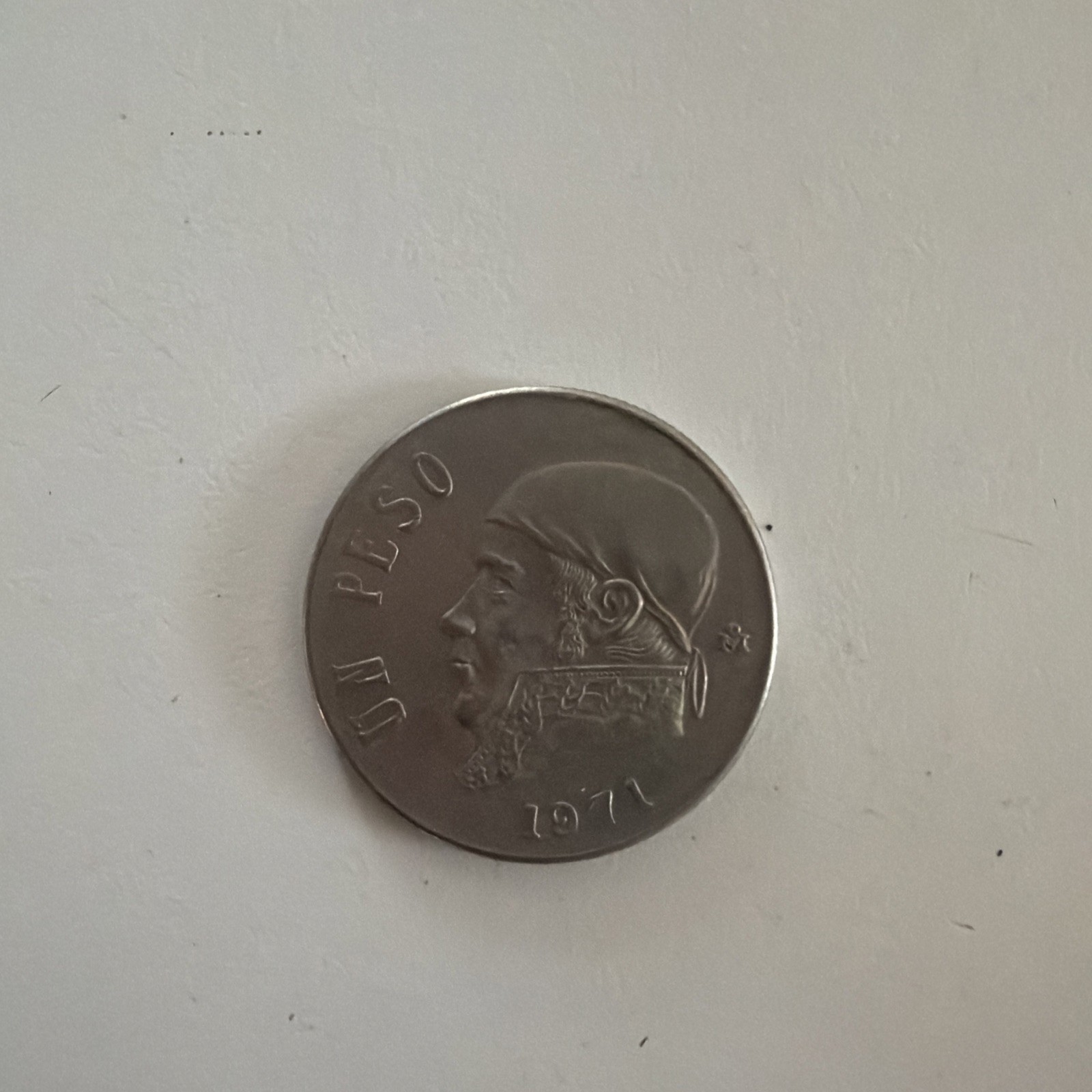 1971 UN PESO Mexican Coin Not Graded