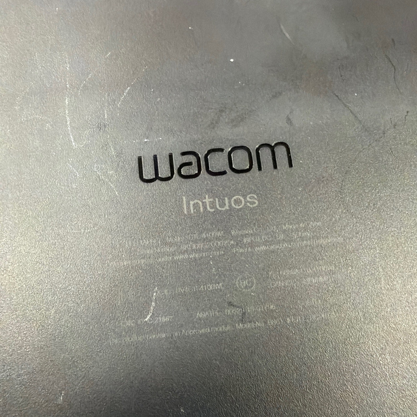 Wacom Intuos Small Bluetooth Graphics Tablet CTL-4100WL Black with Pen