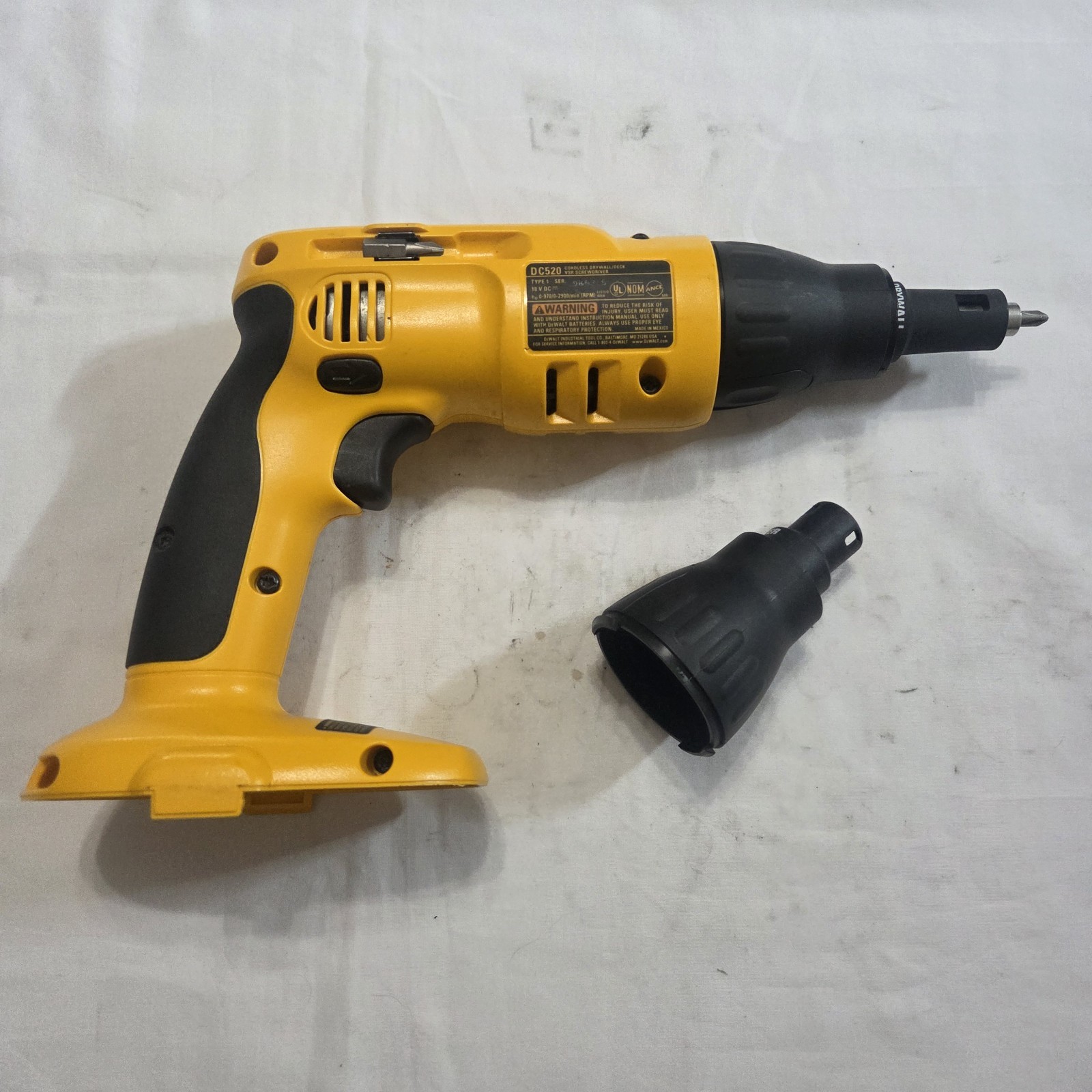 DeWalt DC520 18V Cordless Drywall / Deck VSR Screwdriver w/ Case - Tested