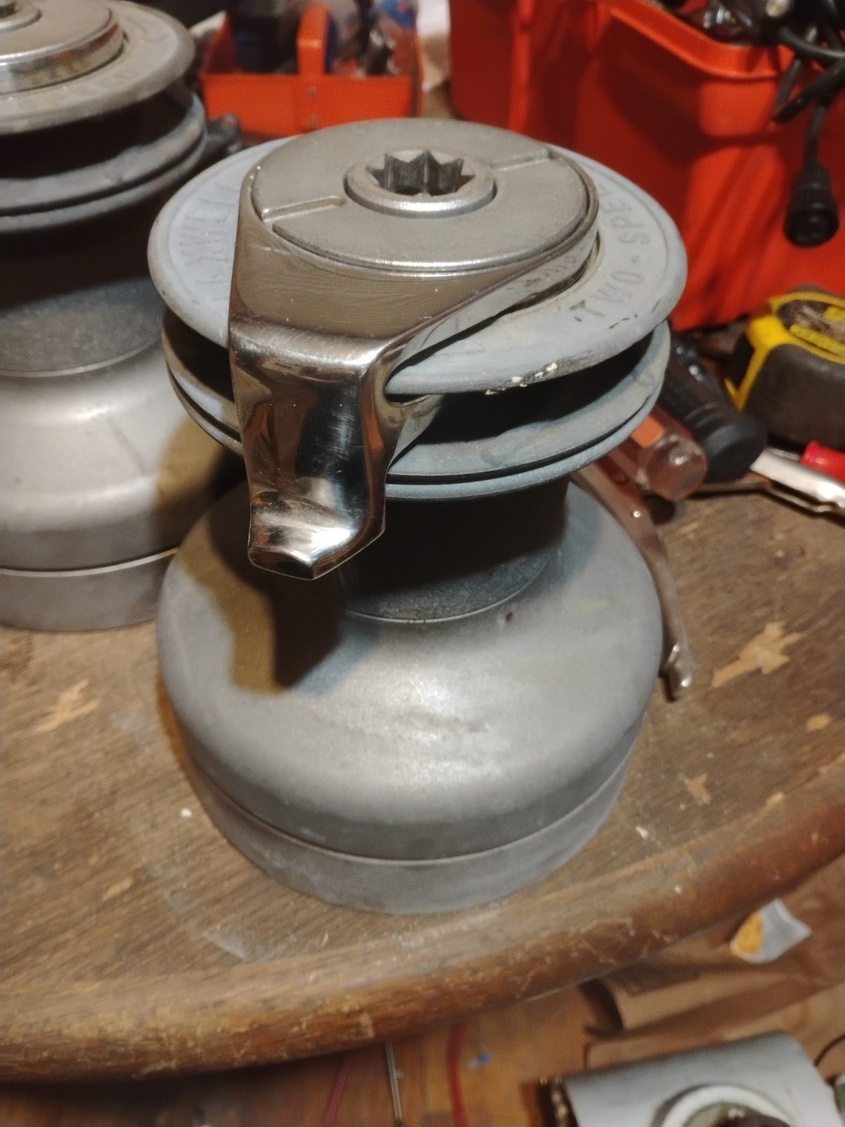 Maxwell 26  2 Speed Self-tailing Winch