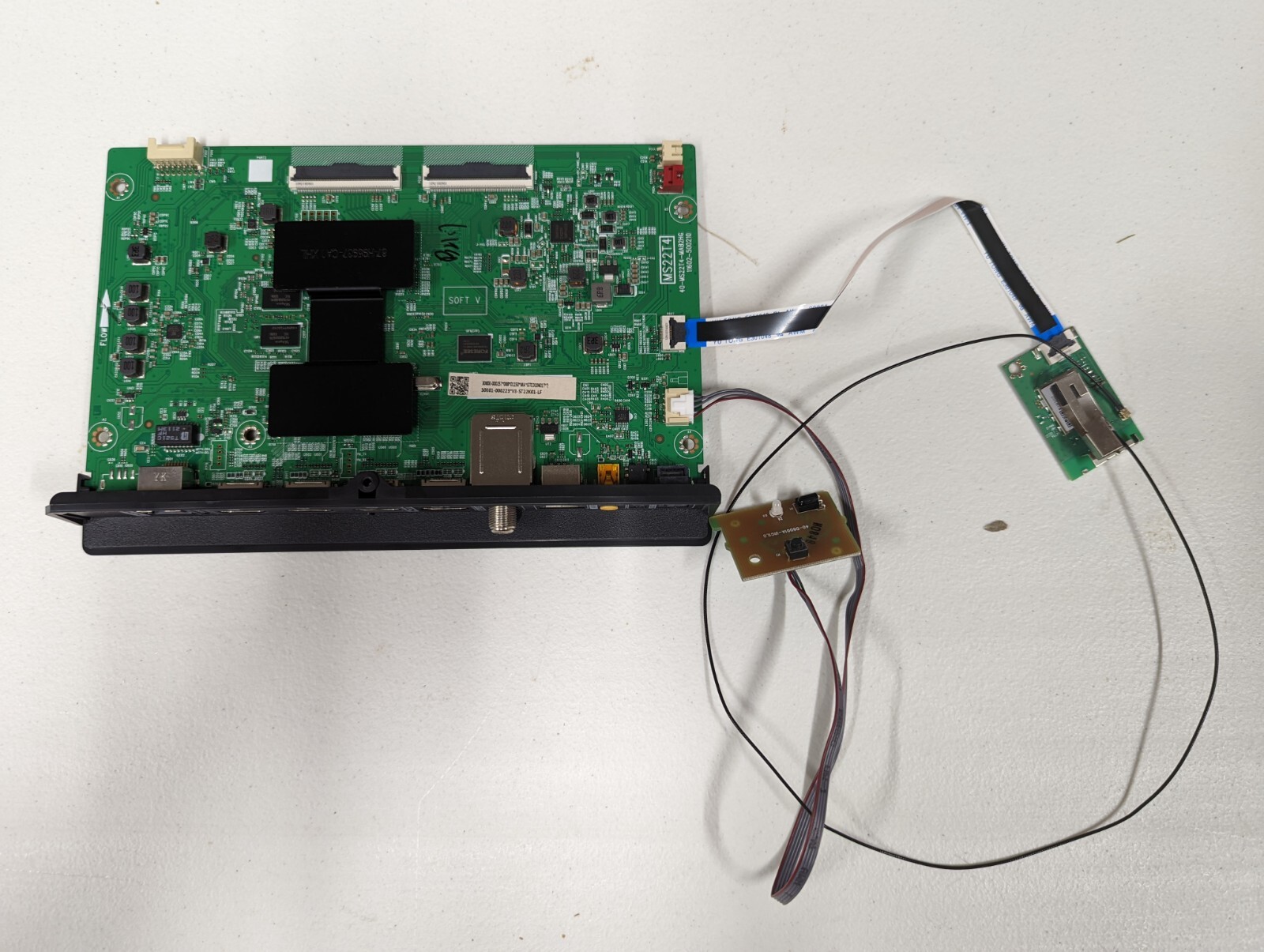 TCL 65S435 Main Board. Wifi module, IR sens, Buttons. MS22T4. 40-MS22T4-MAB2HG.