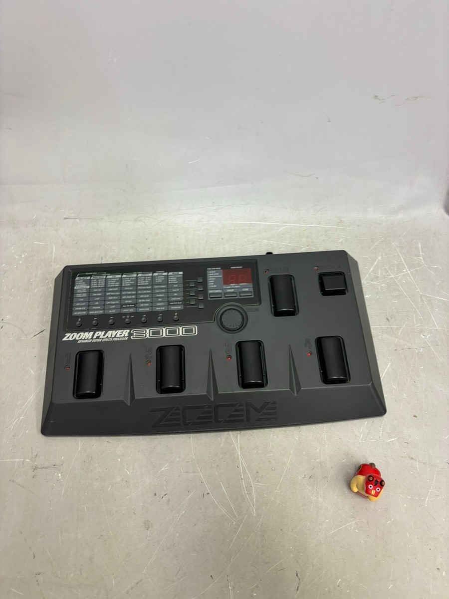 ZOOM PLAYER 3000 Guitar Multi Effects Processor Pedal Vintage from Japan