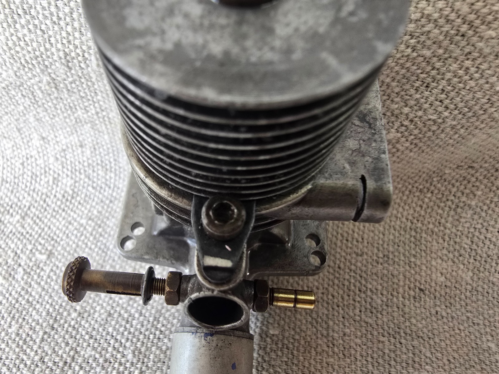 Vintage Mohawk Chief OK Cub 29 Model Airplane Engine