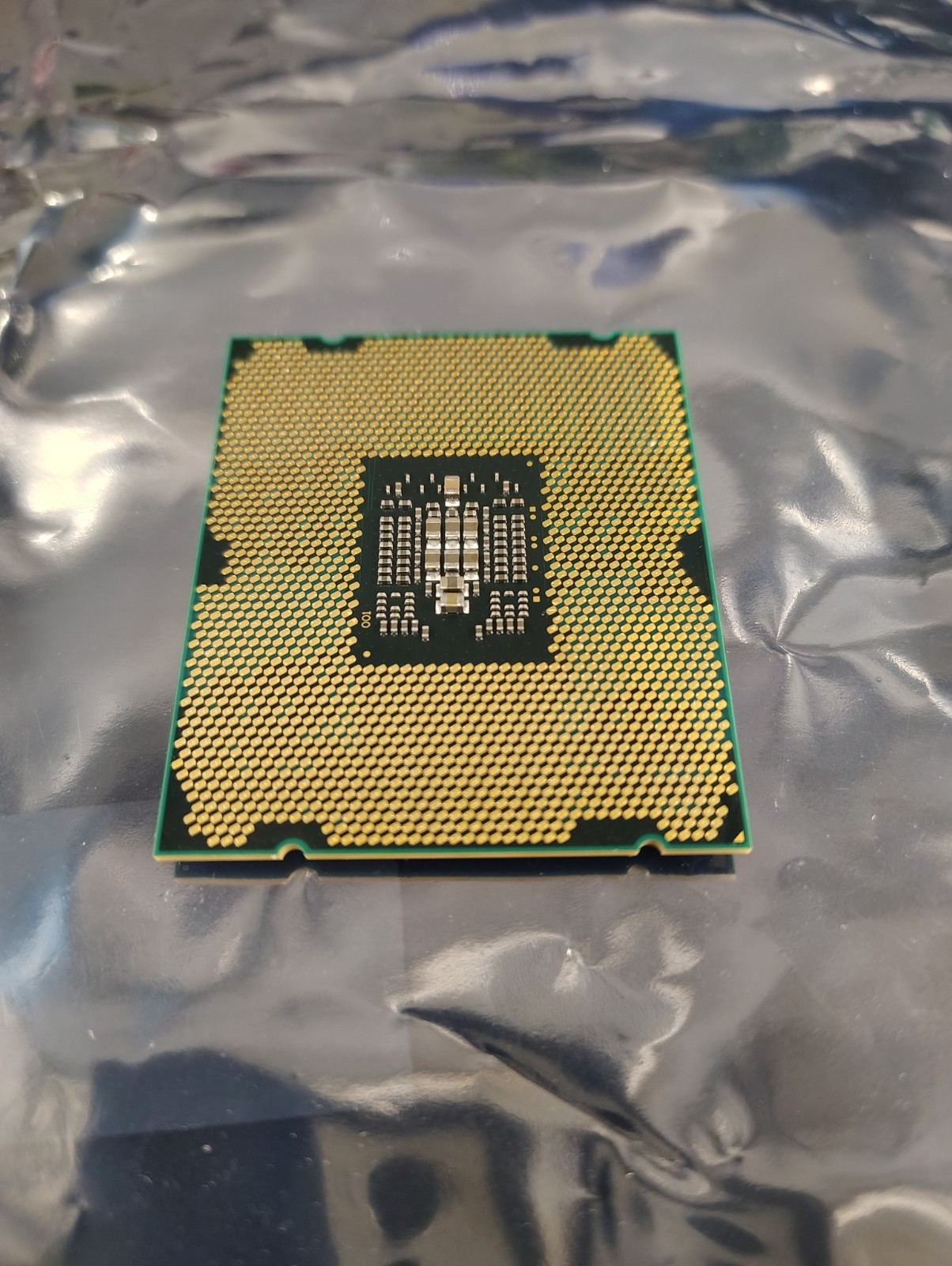Intel 1 Xeon Processor E5-2609 10M Cache 2.40 GHz FREE SHIPPING