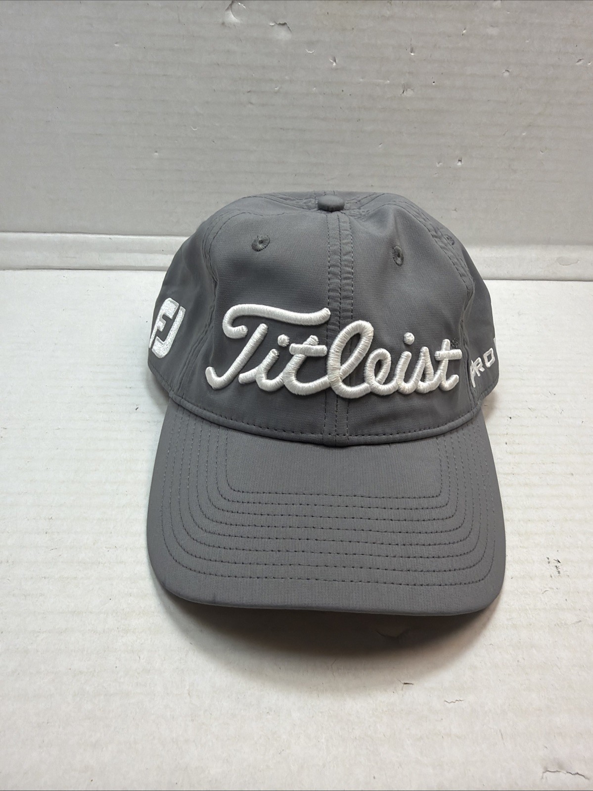 Titleist Golf Tour Performance FJ/ProV1 Adjustable Hat/Cap COLOR: Grey