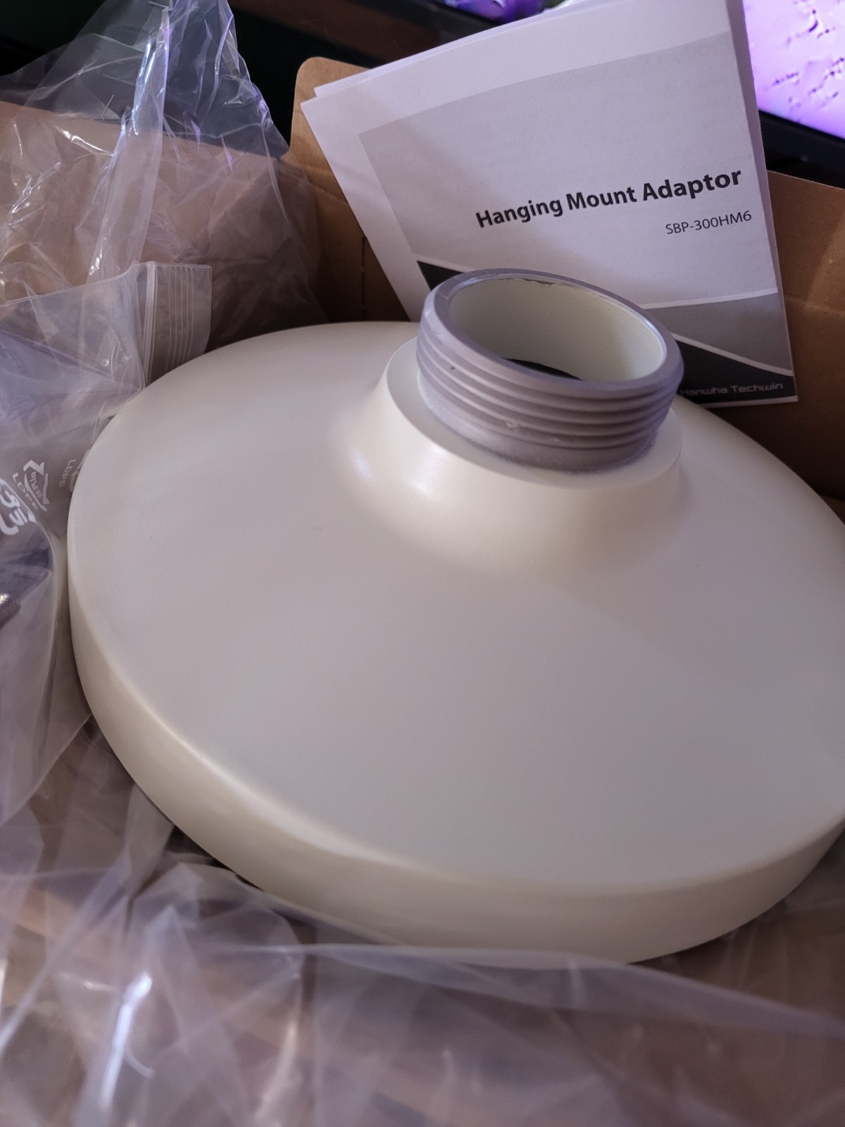 SBP-300HM6 HANWHA TECHWIN Hanging Mount Cap Adapter for Dome Camera NEW IN BOX