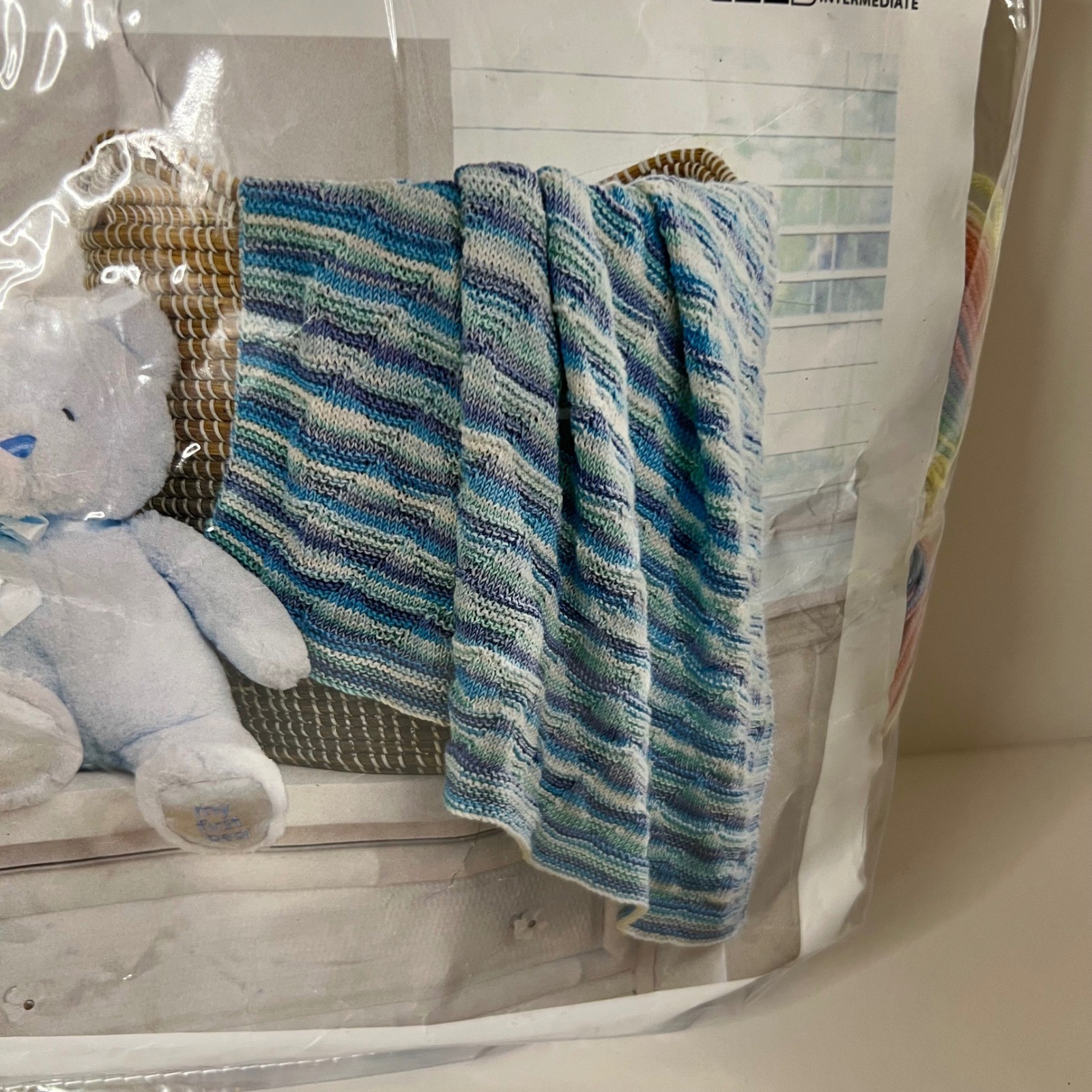 Mary Maxim Softest Ever Knit Baby Blanket Kit Yarn Instructions No 96989N NIP