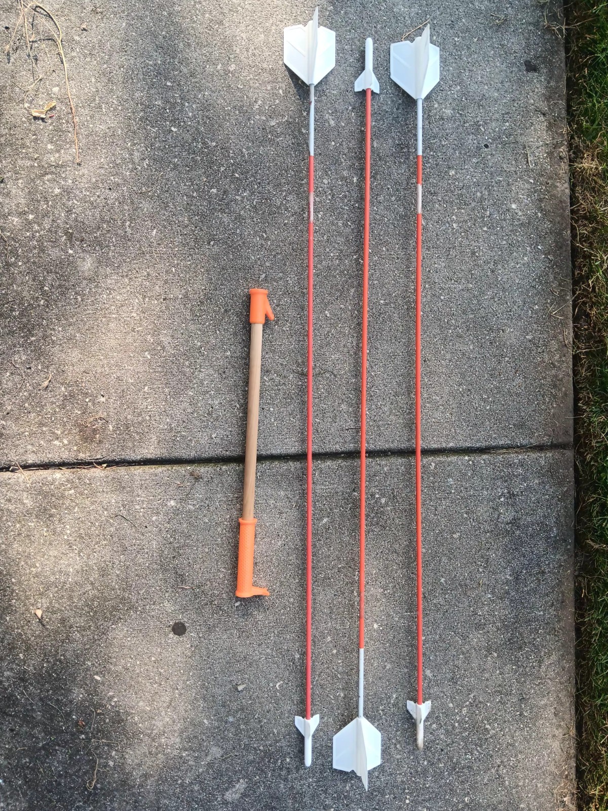 Atlatl kit-comes with fletching, points, handle,& spur. Great for kids!