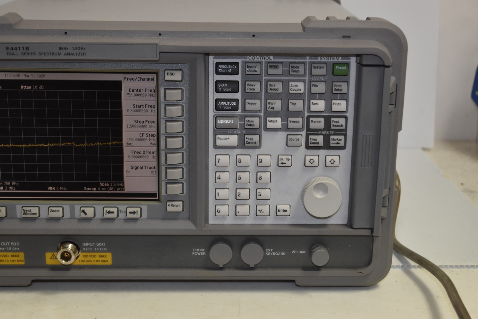 Agilent E4411B Spectrum Analyzer, 9kHz-1.5GHz (DGB71)