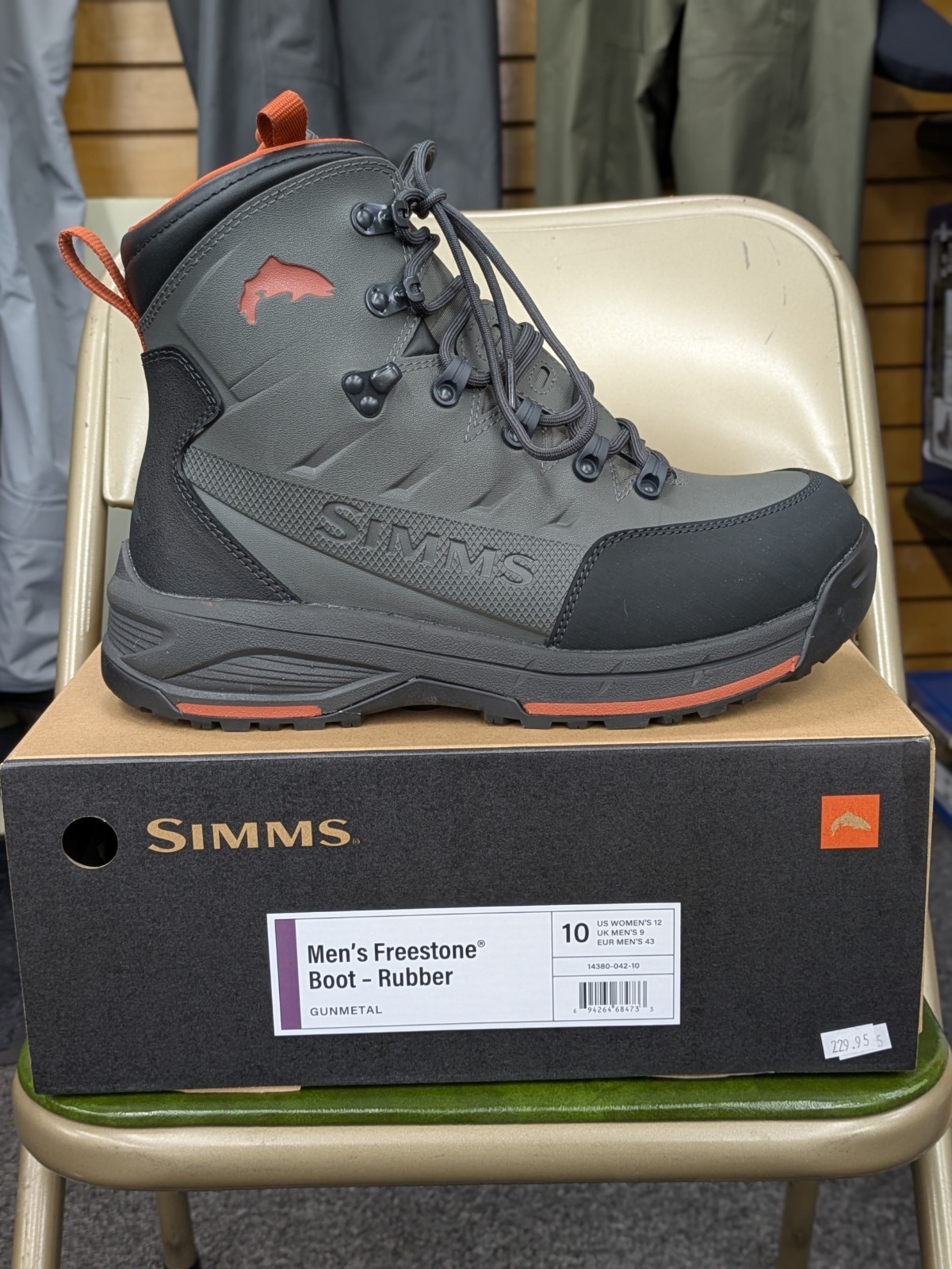simms freestone wading boots 9