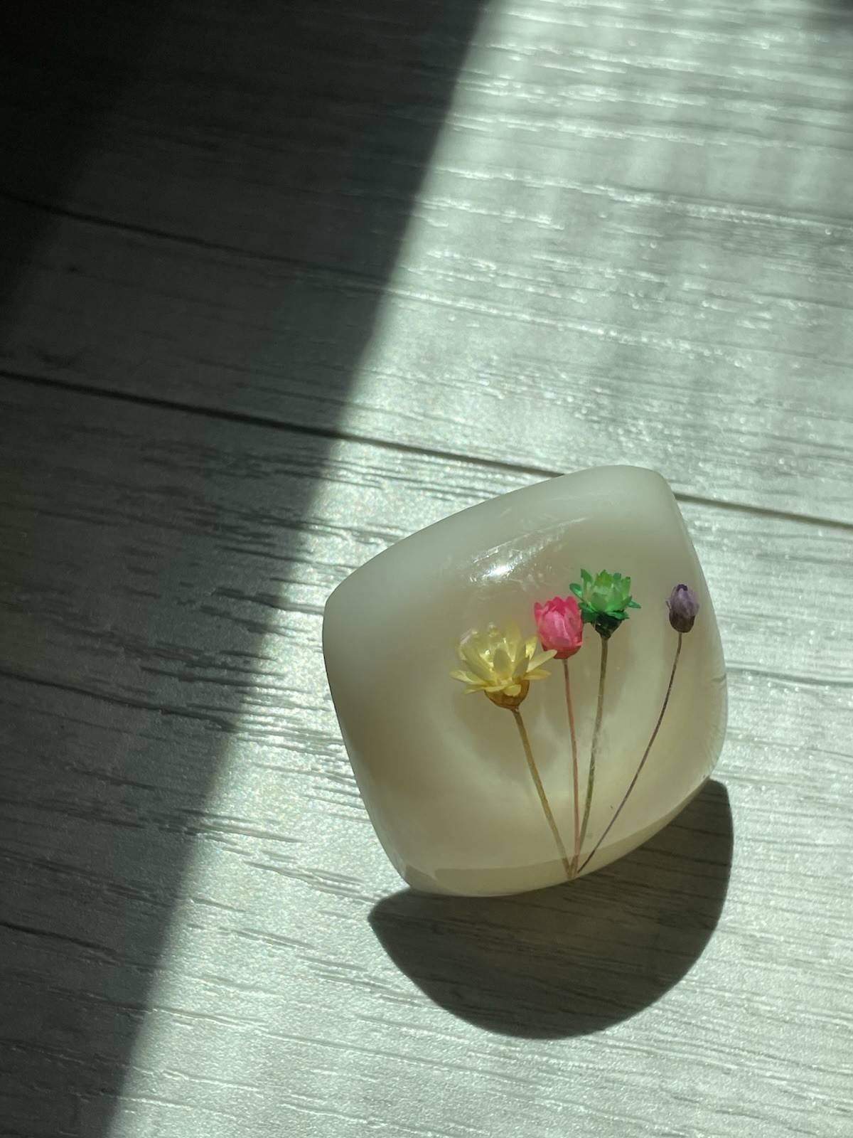Vintage Resin Floral Pressed Flowers Plug In Night Light Working