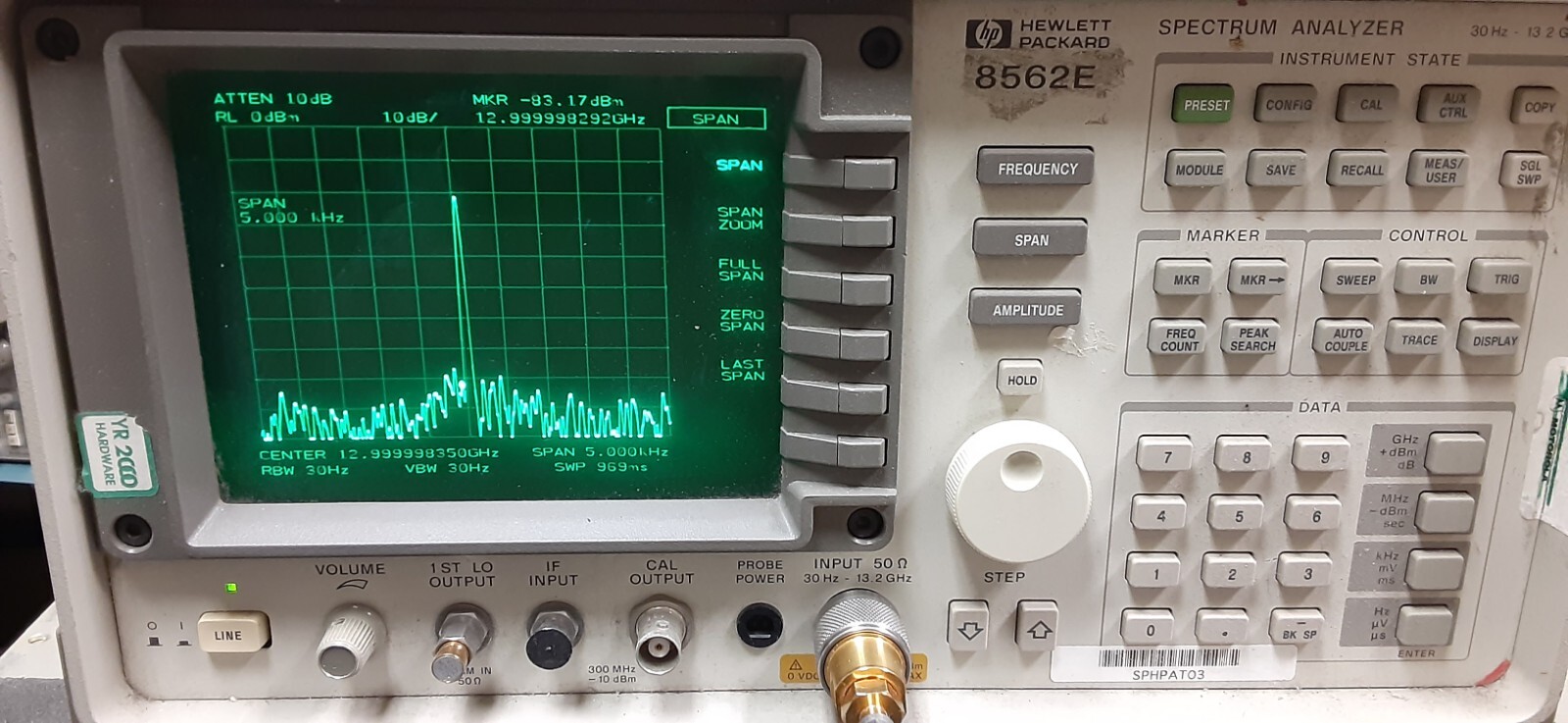 HP 8562E Spectrum Analyzer 9kHz to 13.5GHz BRIGHT DISPLAY with Memory Module