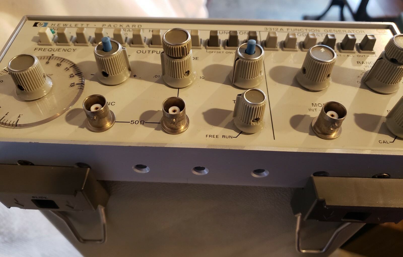Hewlett Packard HP 3312A Function Generator 13 Mhz Dual Main & Modulation Unit