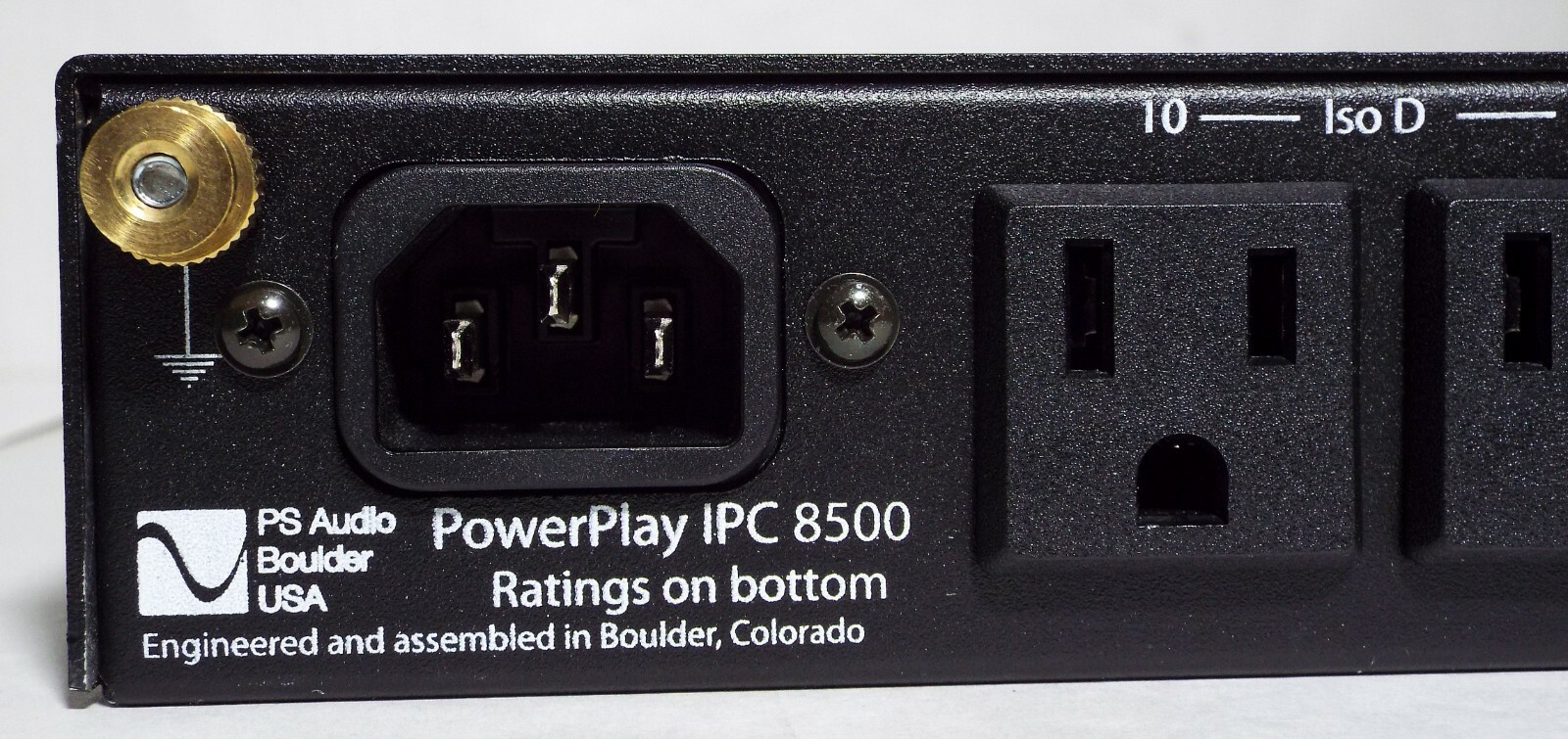PS AUDIO - PowerPlay 8500 Power Conditioner in good condition -Use for 110V only