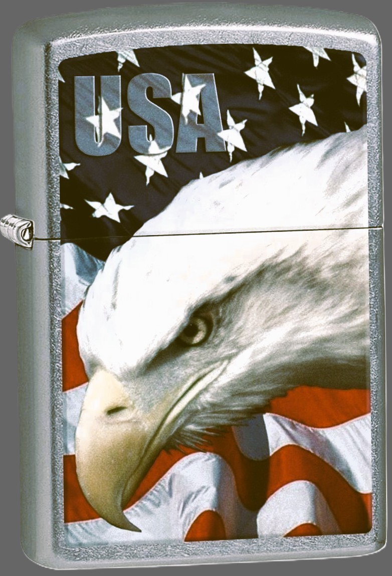 USA  BALD EAGLE & FLAG ZIPPO LIGHTER / STREET CHROME - NEW IN BOX & MADE IN USA