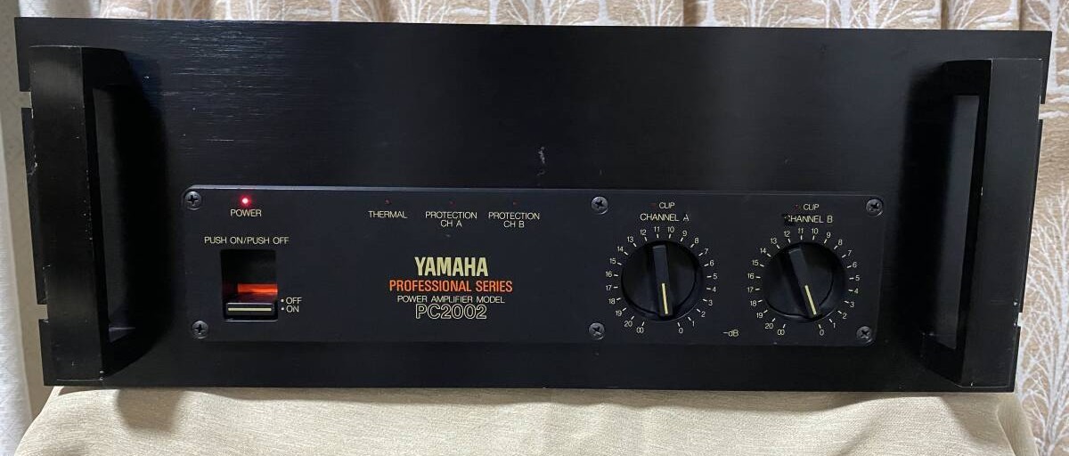 Yamaha PC2002 Professional Series Power Amplifier Confirmed Operation Free Ship