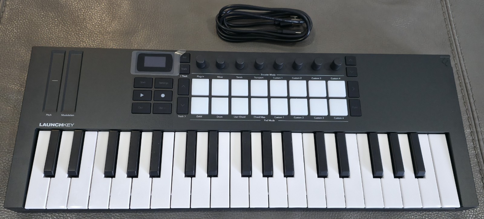 Launchkey 37 MKIV MIDI Keyboard Controller