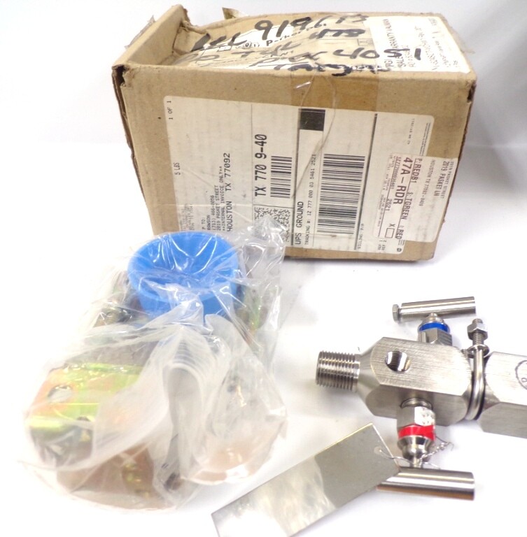 PARKER PGI VALVE MANIFOLD, V-624SCT-VCHW1, 1/2" MFNPT, 316SS BODY