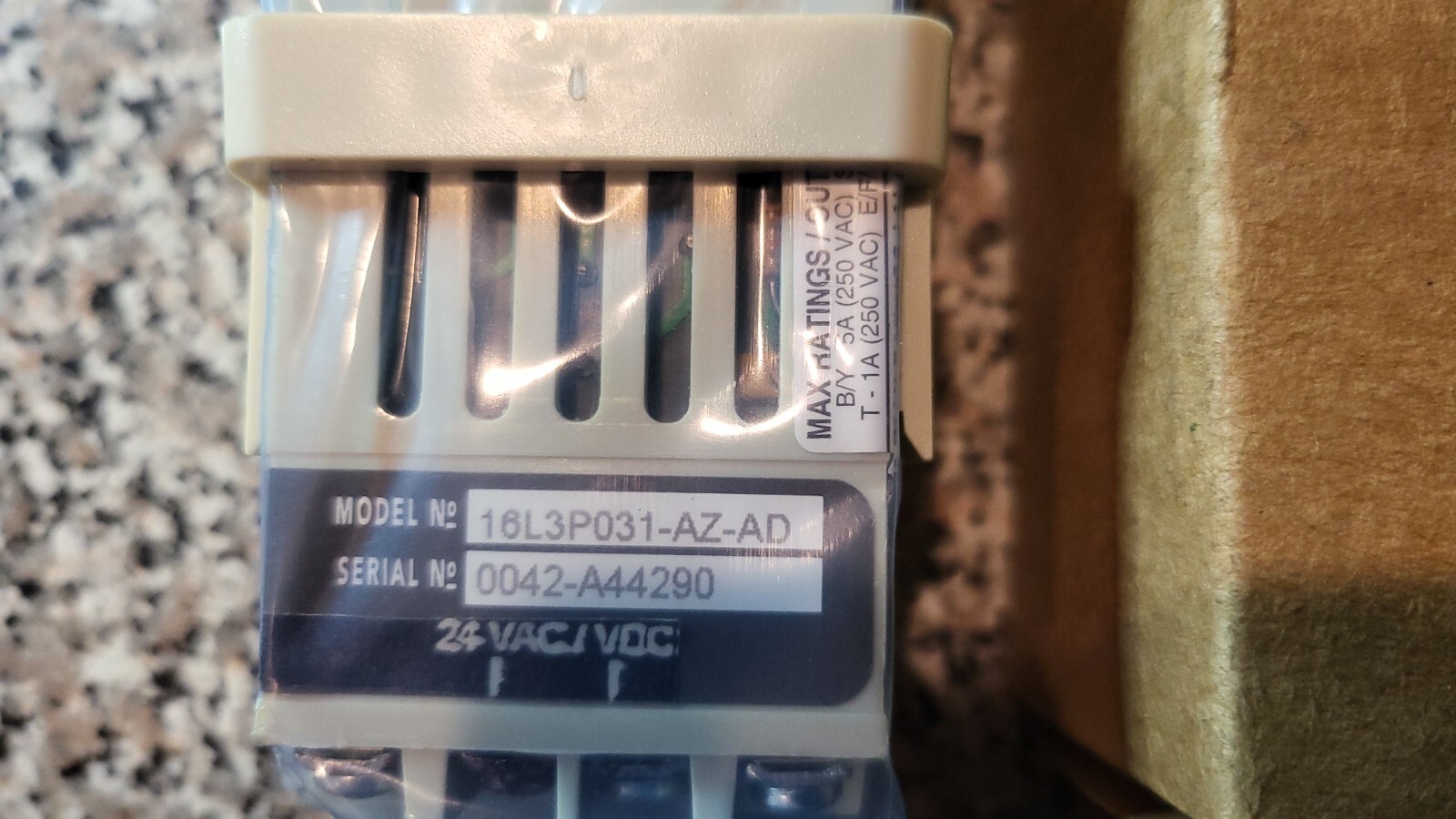 ATHENA 16L3P031-AZ-AD TEMPERATURE CONTROLLER