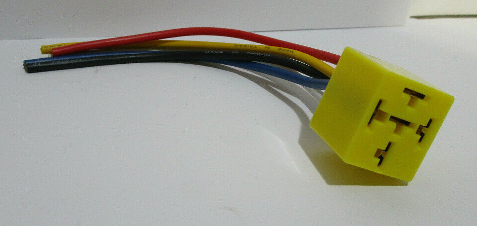 Pack of 10 New 114-01000-10 - J&N, Lead, 5 Pin / Wire Square Relay Sockets