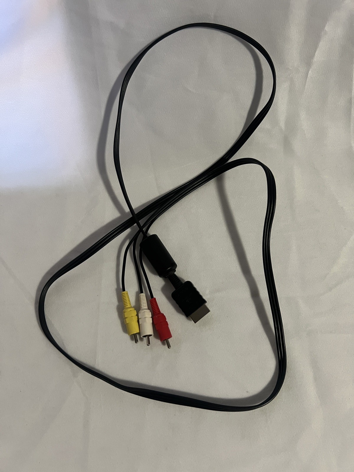 PS2 Playstation 2 - AV Composite Video Cable - Original - not tested