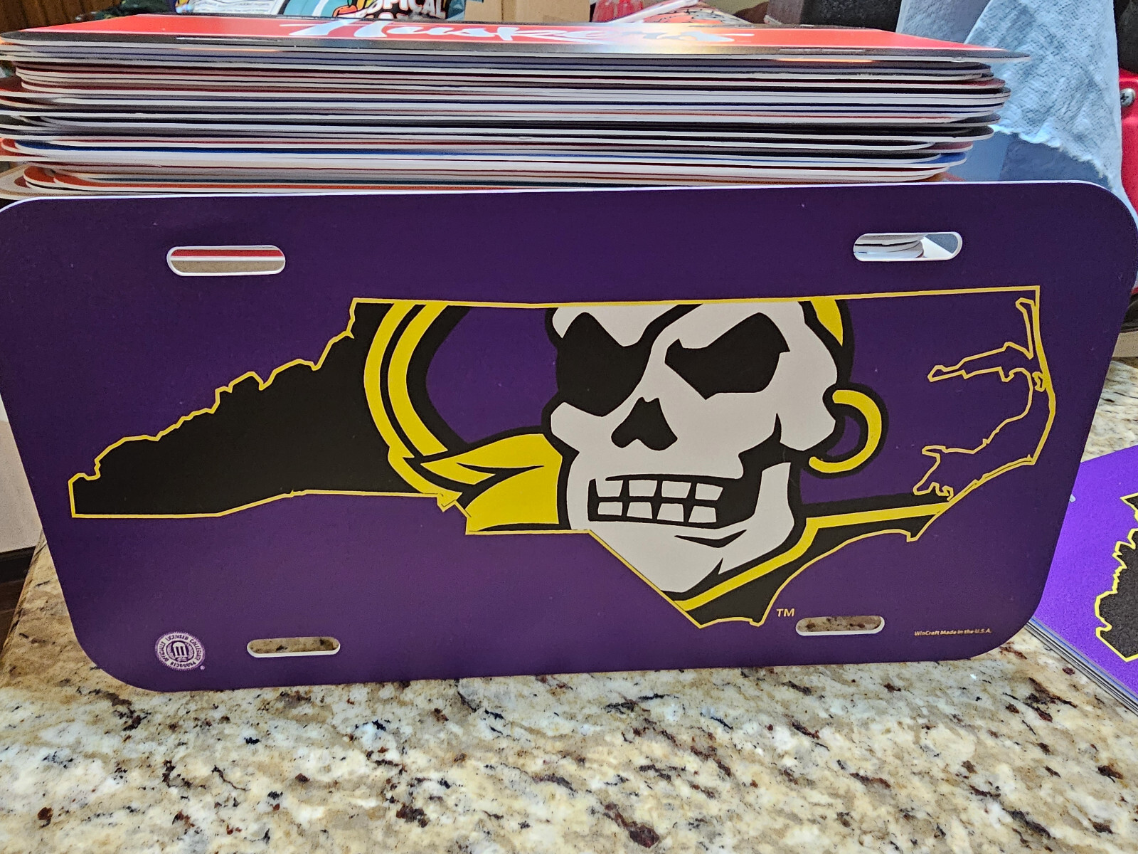 EAST CAROLINA PIRATES  NCAA AUTO CAR  FOOTBALL LICENSE PLATE NEW