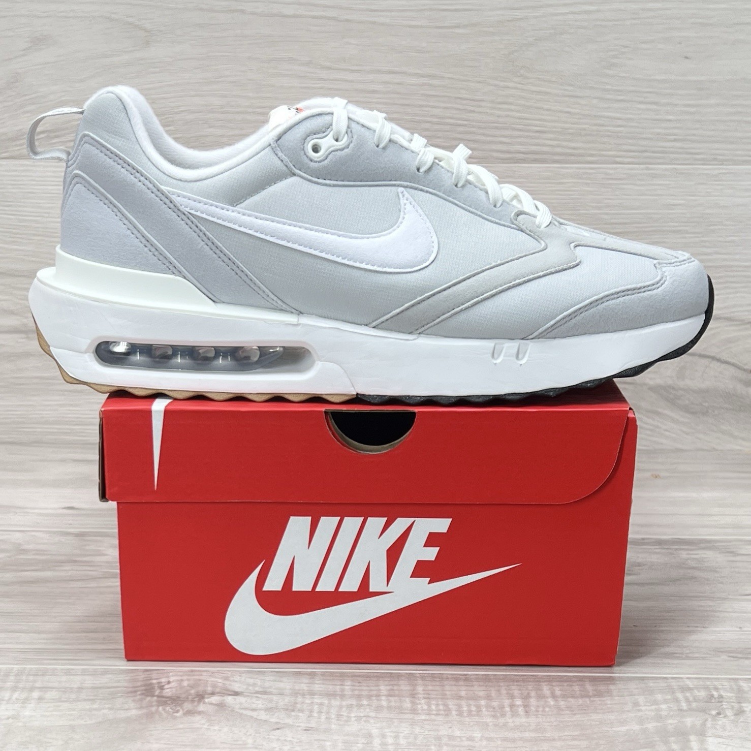 Nike Air Max Dawn Grey Fog DJ3624-002 Mens Size 10.5 New With Box
