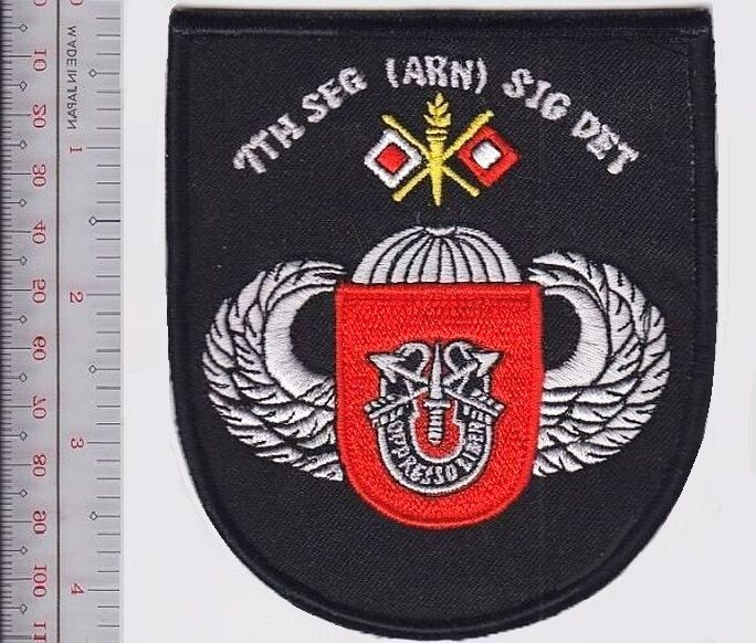 Green Beret US Army 7th Special Forces Group Airborne Signal Detach.NO TARIFF