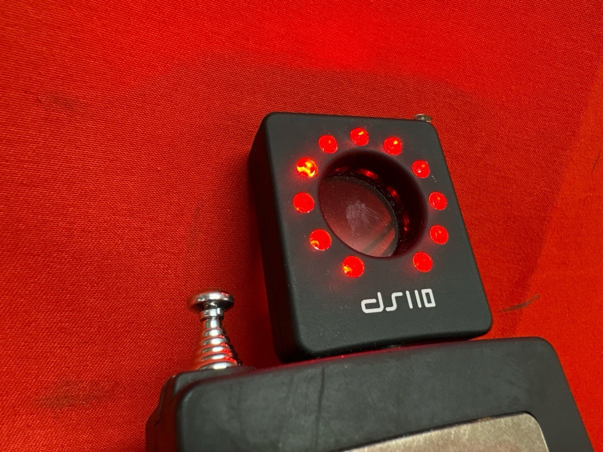 DD802 RF Hidden Camera Detector (CP1124263)