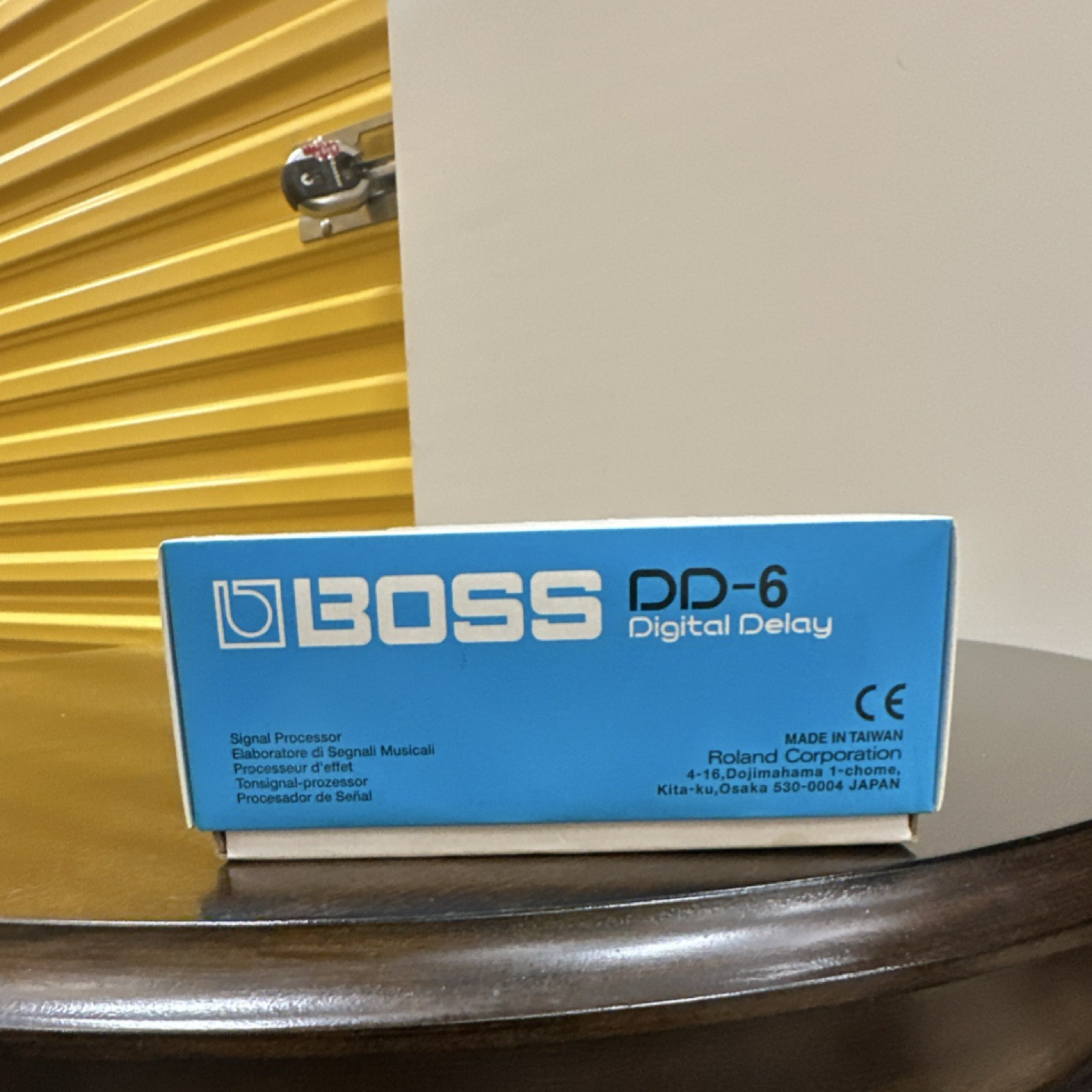 BOSS DD-6 Digital Delay Pedal Digital Effects for Electric Guitar
