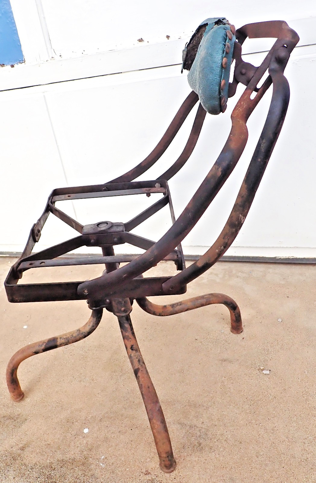 Rare 1930's Industrial Swivel Adjustable Remington Rand Sit-Wel Chair good bones