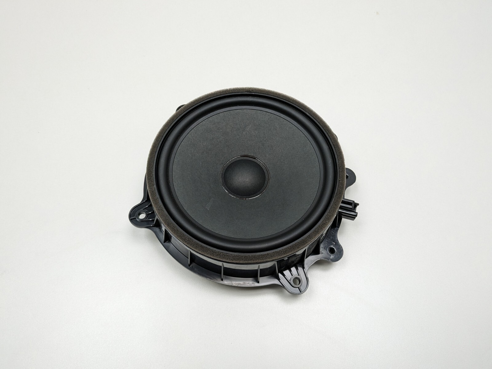 Tesla Model 3 Door Audio Woofer Speaker Left or Right 2022 1079744-00-E OEM