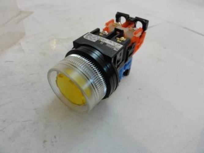 202207 New-No Box; Fuji AR30G4L-11E4Y Pushbutton Switch
