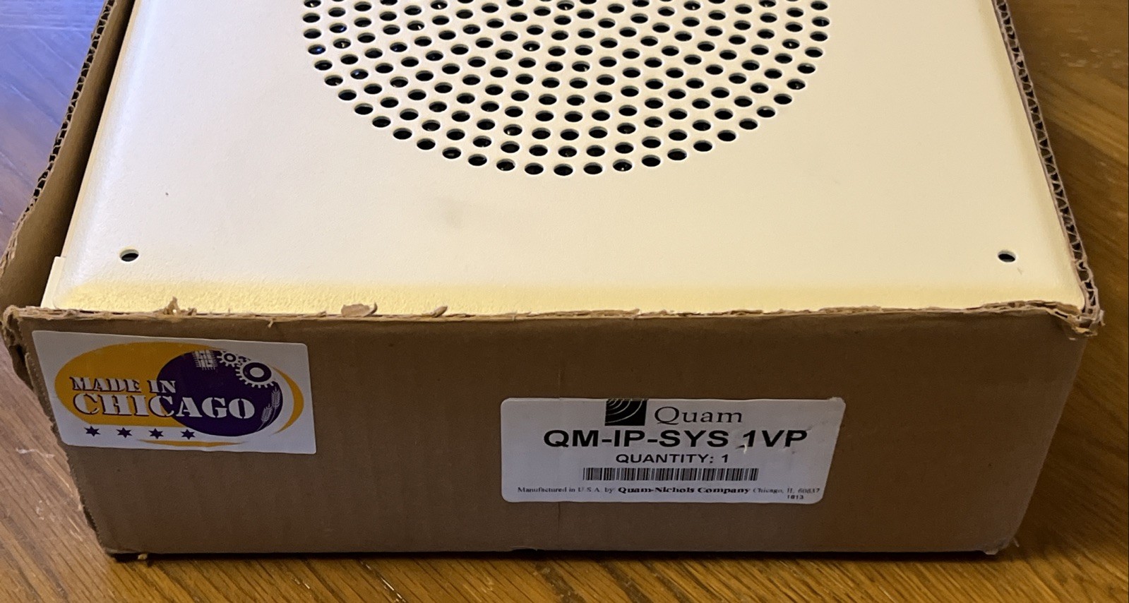 Quam QM-IP-SYS-1VP Square Wall Mount Loudspeaker w/ Digital Acoustics IP7-MSR