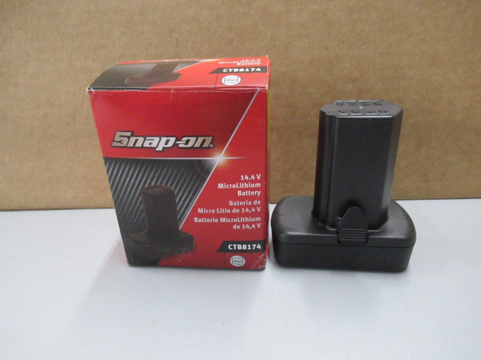 NEW SNAP ON TOOLS CTB8174 14.4V 2.5 Ah Micro Lithium Battery