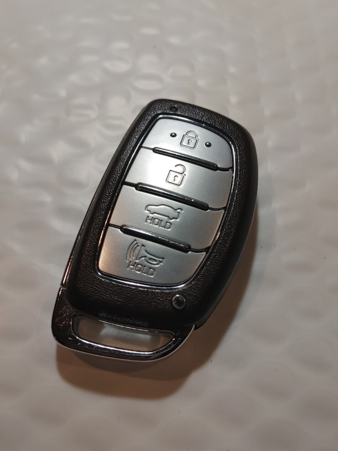 HYUNDAI KEYLESS ENTRY REMOTE KEYFOB MODEL FD00120.